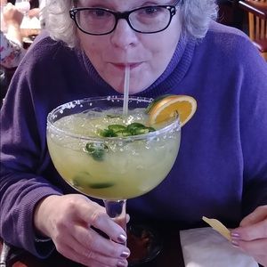 Meet your Posher, Andrea